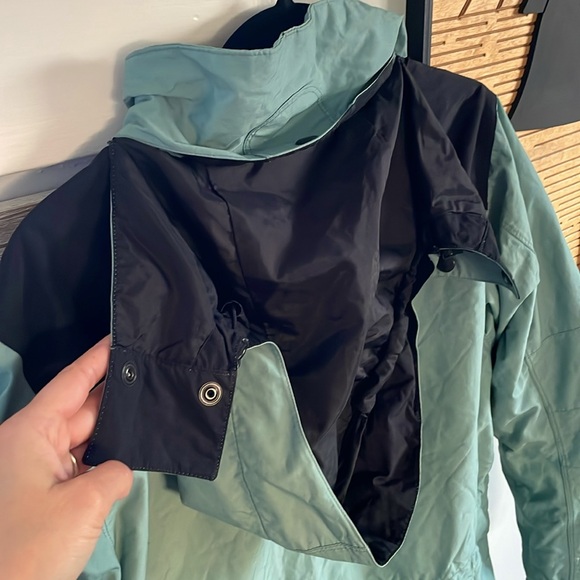 North Face HyVent hooded ski jacket ❄️ - Picture 3 of 5